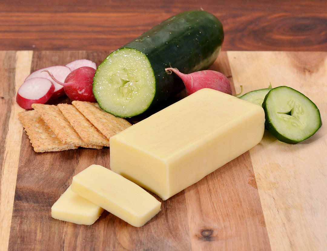 Horseradish Cheddar, Cucumbers & Radish